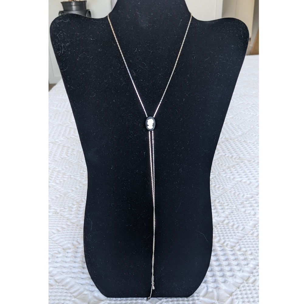 Bolero necklace